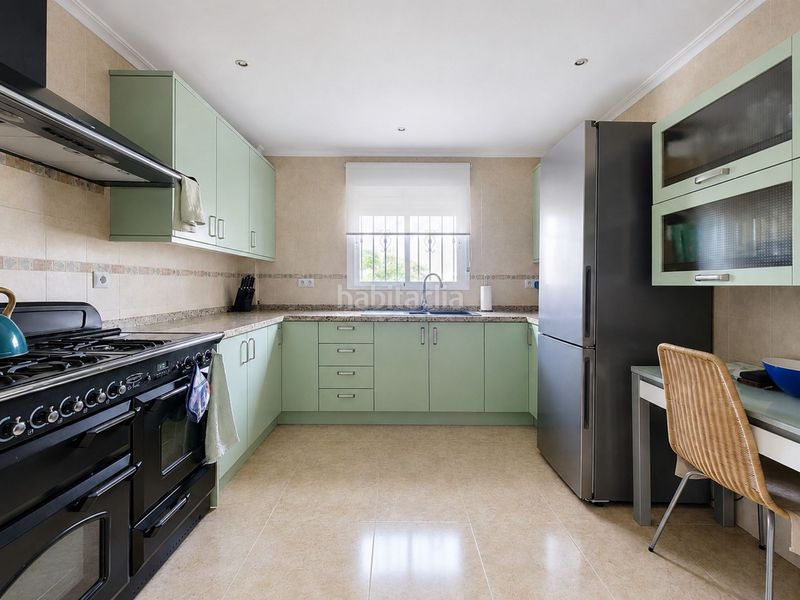 Foto f1817f8b-1797-4380-863d-2b9b97d63bad. Casa amb aparcament a Pinoso