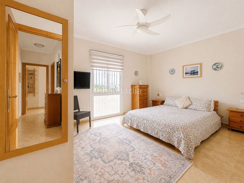Foto f8330eb7-39b1-4337-9967-6054dd26f928. Casa amb aparcament a Pinoso