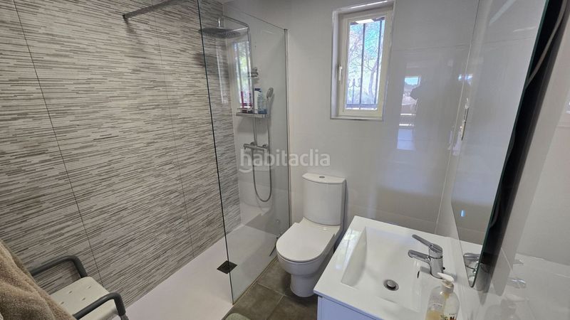 Foto b0dfd3d1-a2ef-4c64-a791-6a228f6a491d. Casa amb aparcament a Sax