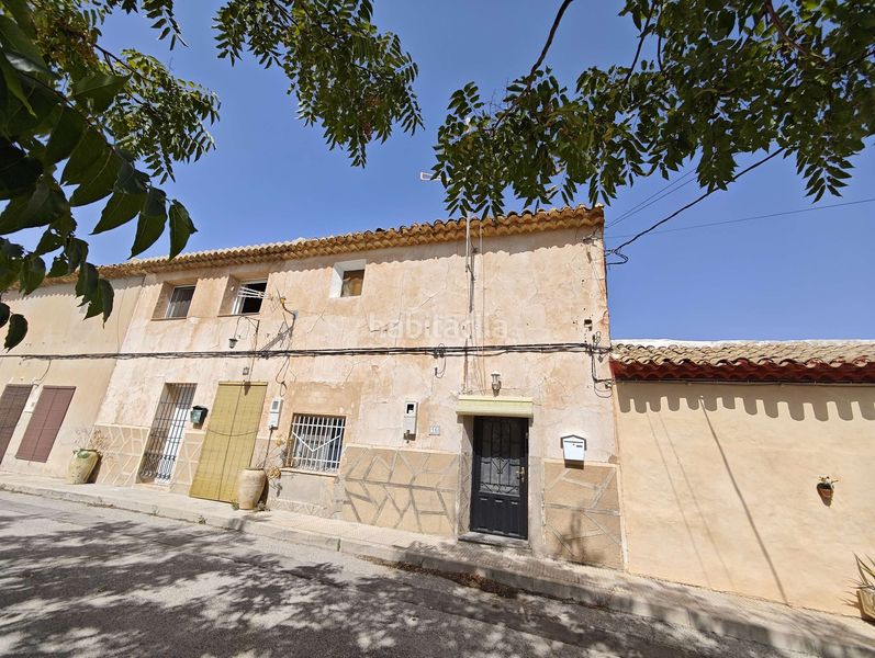 Foto 54e3a2d8-fac4-42a4-8f03-632587983a6a. Masia a Jumilla