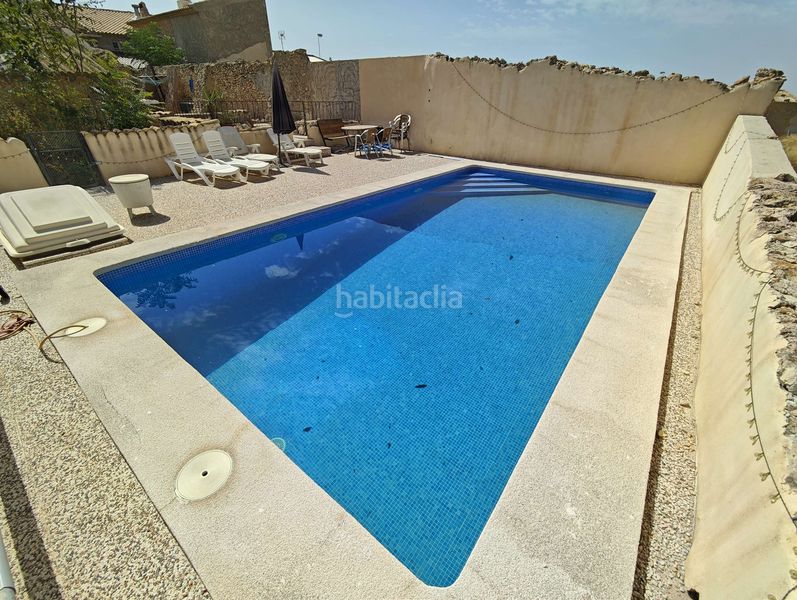 Foto f72694b2-110e-4106-8778-e3383e19c9c9. Masia a Jumilla