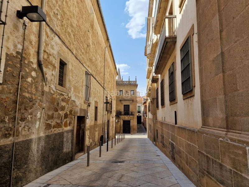 Foto 710b52b7-8c7f-4508-b7a2-ffbea0ad29bb. Piso espectacular piso en venta en pleno centro en Plasencia