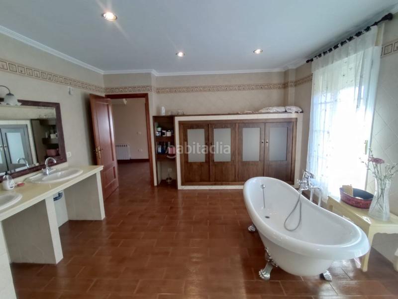 Foto 3f53cc18-0c63-4a5b-8947-b4e5e16ad77c. Casa con riscaldamento in Serradilla