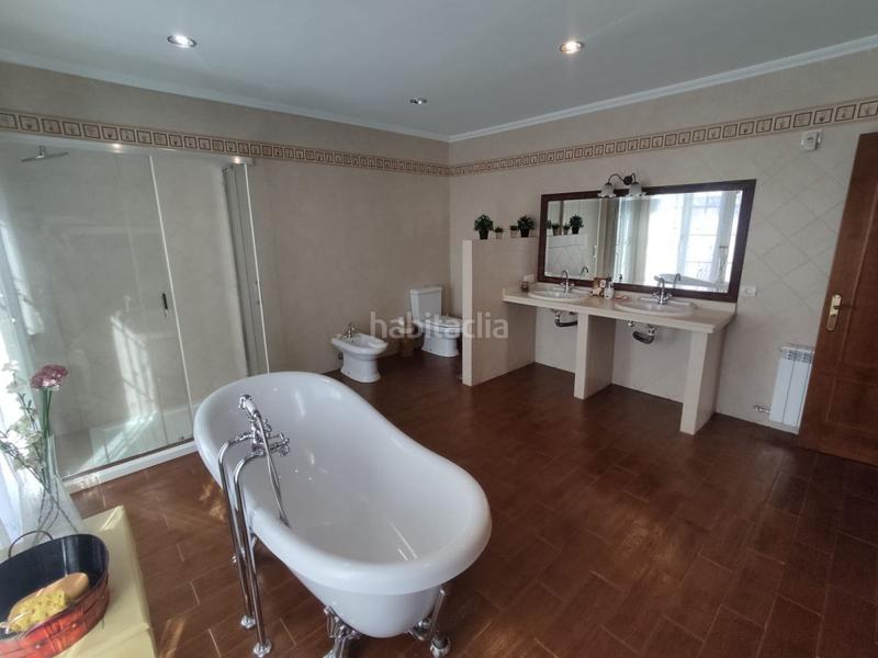 Foto 40c6687e-4254-4808-ad45-4f411d66ce31. Casa con riscaldamento in Serradilla