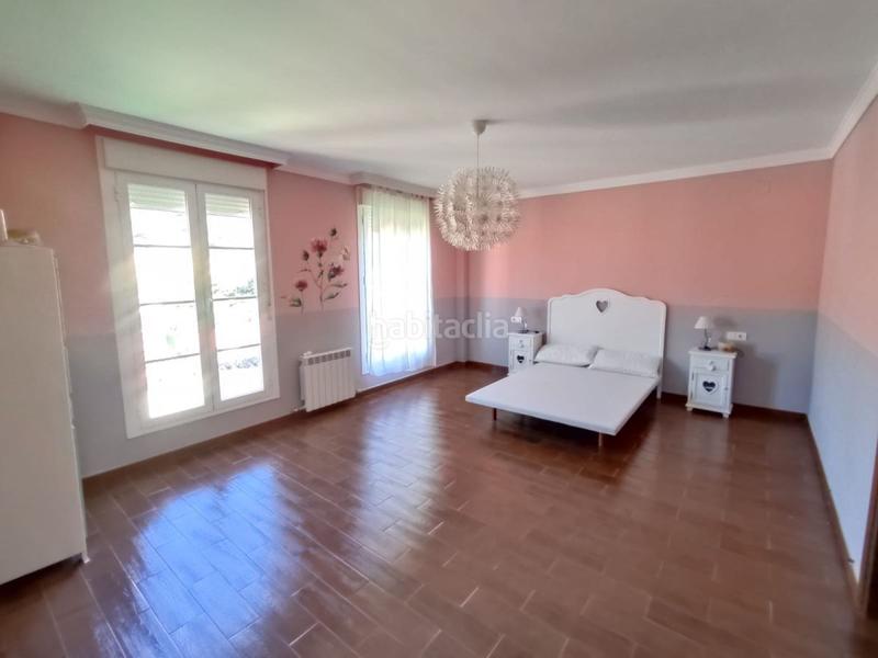 Foto 8401477d-e302-4b4b-a7a2-94f2d5b15537. Casa con riscaldamento in Serradilla