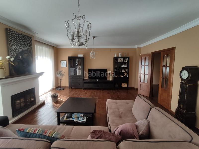 Foto f1172cdc-10d6-4981-b8f7-f08a95c8a9a8. Casa con riscaldamento in Serradilla