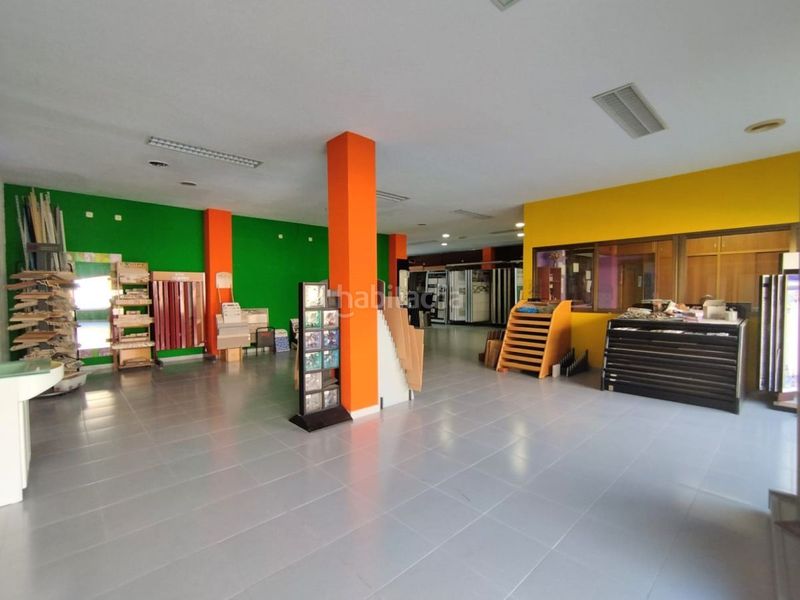 Foto ee092959-1805-4495-abb7-ebb4c7d5d073. Local comercial a Los Pinos - El Pilar Plasencia