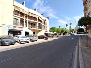 Locale commerciale  Calle calle sor valentina mirón, 55, puerta