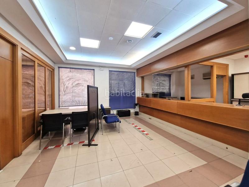 Foto 58678e7d-6252-45ec-bcbf-d7cb0156f34c. Alquiler local comercial en Miralvalle - Av. Virgen del Puerto - La Data Plasencia