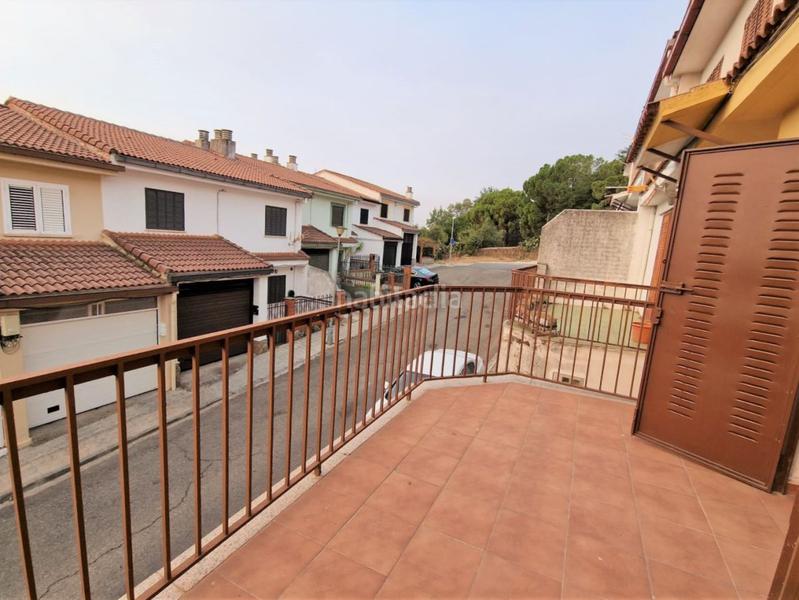 Foto 33fb9c2c-21f9-4b44-a5c7-602c00e15734. House with parking in Los Pinos - El Pilar Plasencia