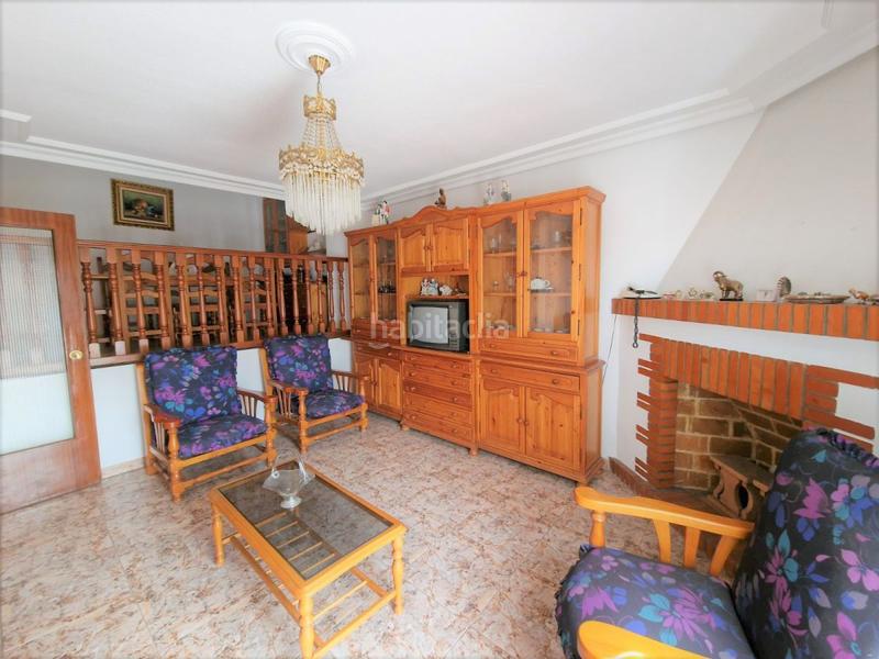 Foto 5183a3f6-441c-474c-8ef1-d2d8fb0e7676. House with parking in Los Pinos - El Pilar Plasencia