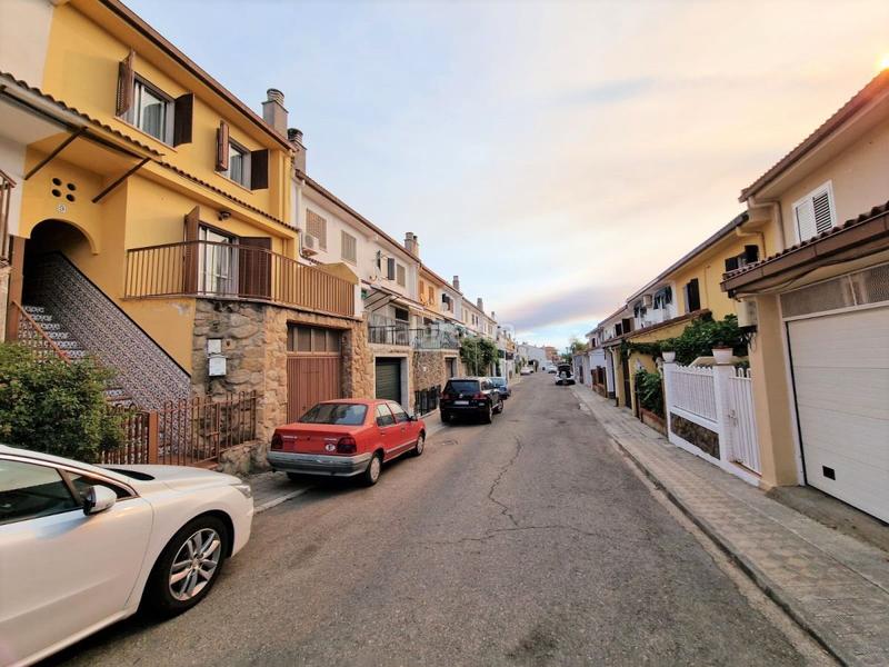 Foto 6945d9bd-f687-4f75-b0bb-d631f3645e96. House with parking in Los Pinos - El Pilar Plasencia