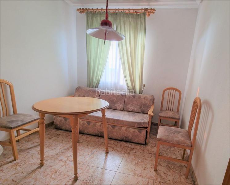 Foto b01777db-e5e4-41b7-a41d-e4a616e735d2. House with parking in Los Pinos - El Pilar Plasencia