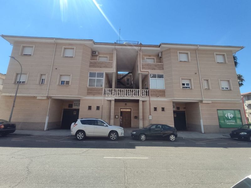 Foto f5b31d1c-ede1-4e5c-88d7-e789fbdb0c3b. Local comercial a Moraleja