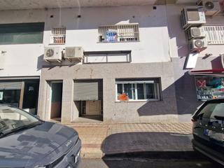 Locale commerciale in Miralvalle - Av. Virgen del Puerto - La Data