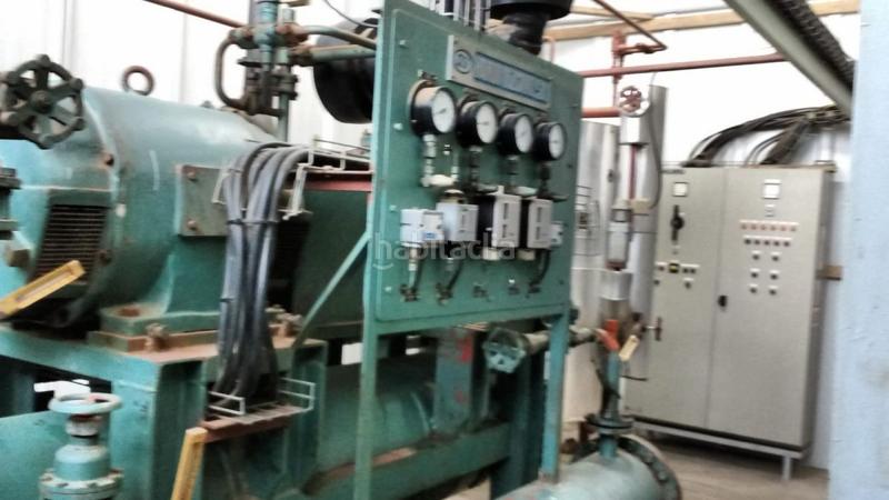 Foto 6344a5fe-94f3-4059-89af-6d2a69efcc32. Nau industrial a Montehermoso