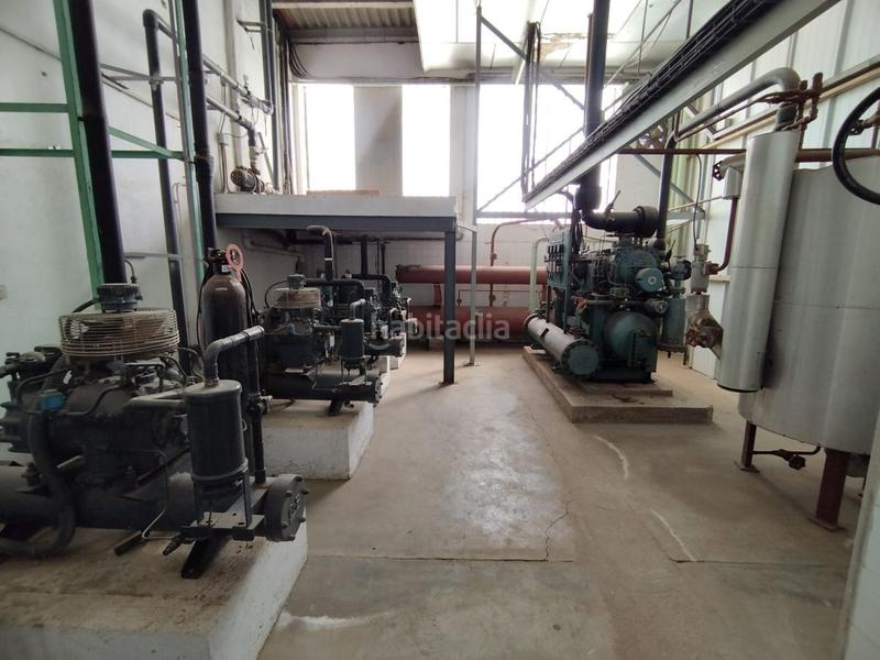 Foto 102db161-868d-4a3b-ab25-bcb0e16ad74d. Nave industrial en Montehermoso