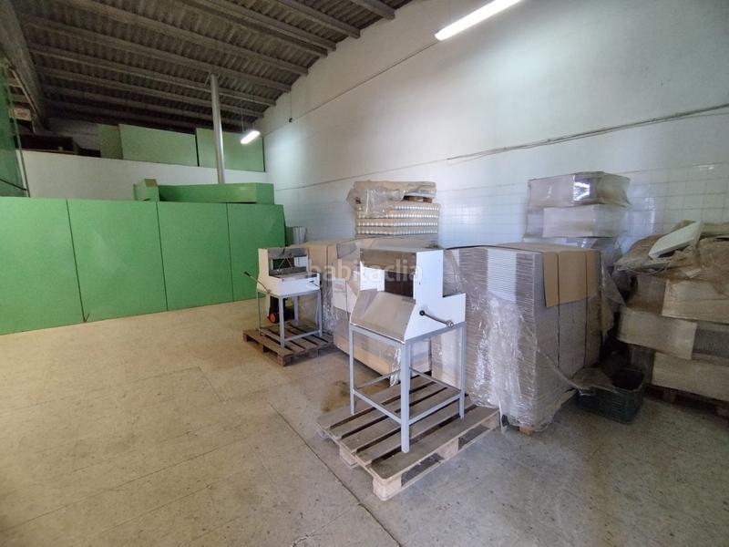 Foto 2345eb8e-9d50-4ba3-9468-5f30584ac5e1. Nave industrial en Montehermoso
