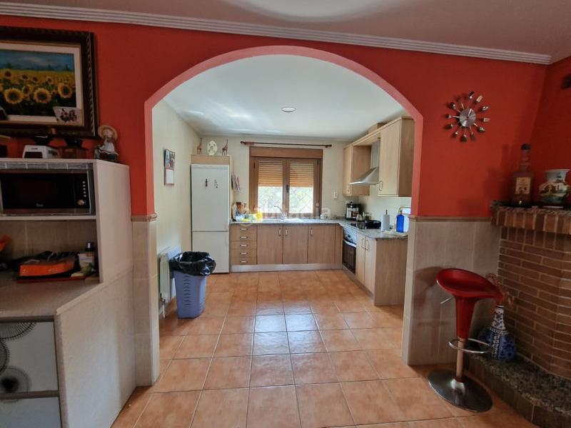 Foto 05579b8d-2e7b-42e3-b35d-b58b2f016713. Chalet in Zona Sur - Av. De España - San Miguel Plasencia