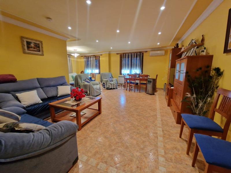 Foto 61a67e8a-0d39-46bb-b934-e2319dae531d. Chalet in Zona Sur - Av. De España - San Miguel Plasencia