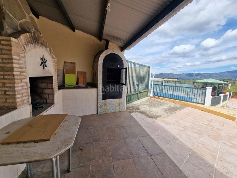 Foto b14af178-fa2b-4c9e-9fbf-dc1231db7e62. Chalet in Zona Sur - Av. De España - San Miguel Plasencia