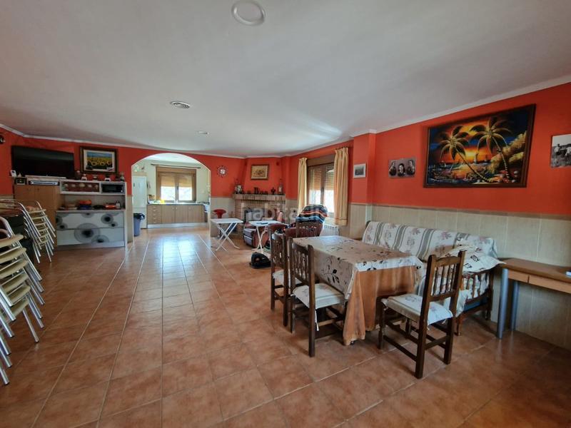 Foto aab6b3c2-c4fb-4630-bc3f-cef6166b55a5. Chalet en Zona Sur - Av. De España - San Miguel Plasencia