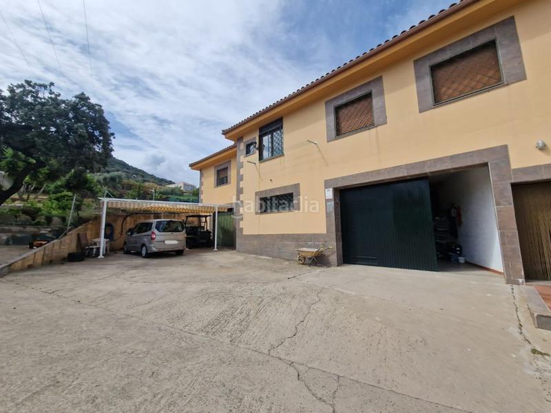 Foto 2053d868-b682-4fb8-b3a3-368abcdc3fe2. Chalet dans Zona Sur - Av. De España - San Miguel Plasencia