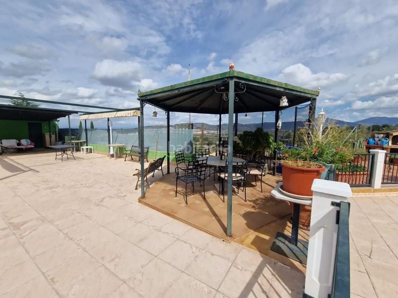 Foto 2f352288-be0b-4ce2-be0a-45320a752f23. Chalet dans Zona Sur - Av. De España - San Miguel Plasencia