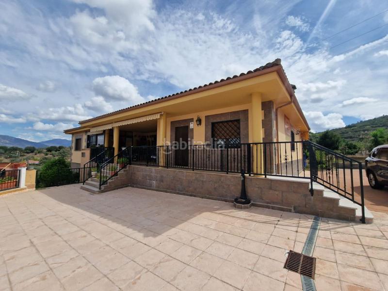 Foto da63de2d-501c-4e50-9b0c-4427590e7f21. Chalet dans Zona Sur - Av. De España - San Miguel Plasencia