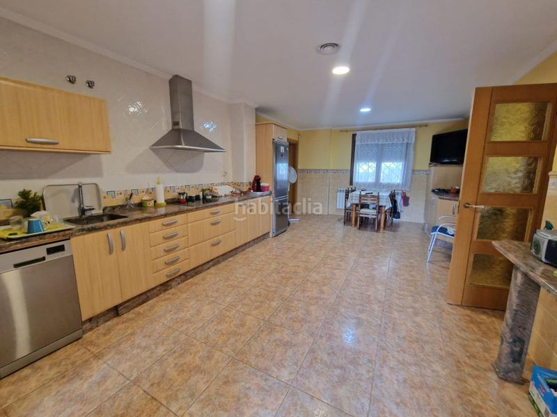 Foto e9a25188-2b0e-4d63-8045-ed12263b3def. Xalet a Zona Sur - Av. De España - San Miguel Plasencia