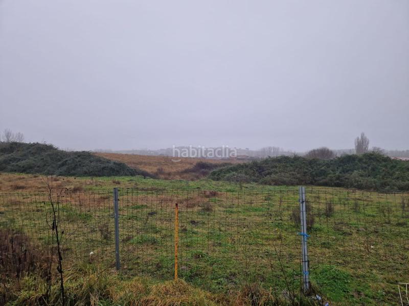 Foto 4cccfeb3-2070-4805-9c86-7035d0ffb7c0. Terrain résidentiel dans Carcaboso