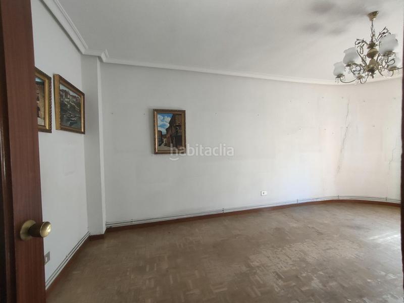 Foto b5c91370-dc6f-488f-be06-bd868ae84ff5. Flat with heating in Centro Ciudad Plasencia