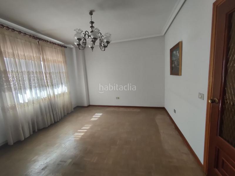 Foto f9c89438-7c21-44fb-8698-6512033e3577. Piso en Centro Ciudad Plasencia