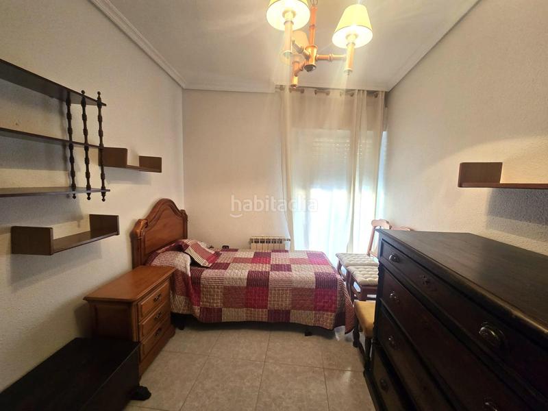 Foto 88a89e55-9106-4611-9c8d-77d79e3003b5. Haus mit heizung parking in Centro Ciudad Plasencia