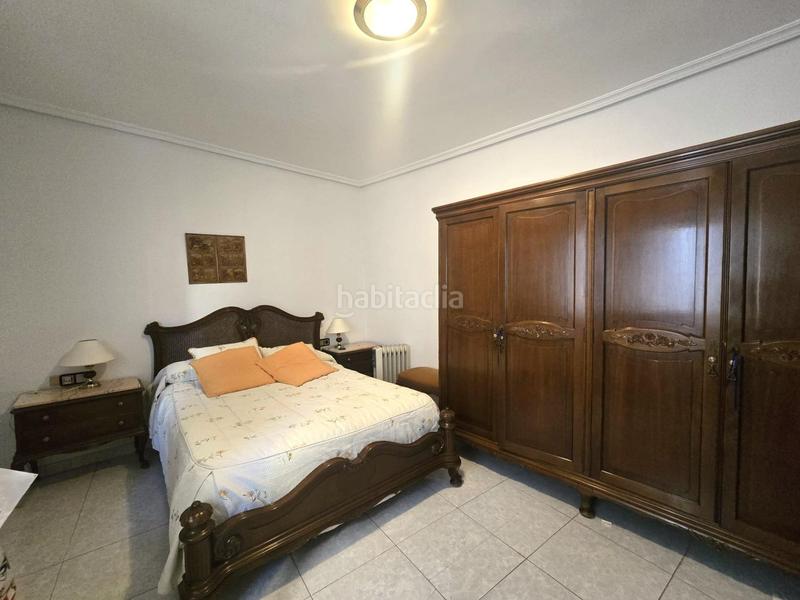 Foto 91345d71-2fa6-4493-b29f-2f535ed532db. Haus mit heizung parking in Centro Ciudad Plasencia