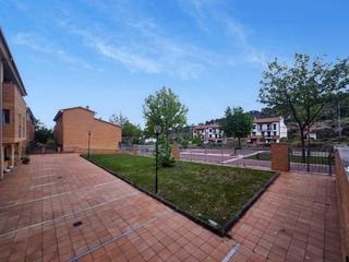 Casa adossada  Calle cueva del castañar. Fantástica casa en venta en plasencia con vistas espectaculares!