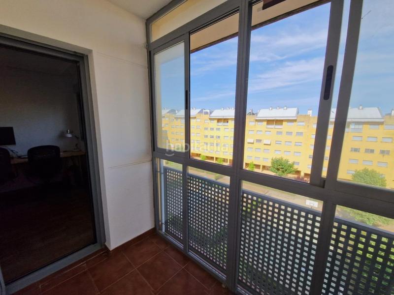 Foto 40893f44-c0f1-45bc-8361-b8291ab5b588. Dachwohnung mit heizung parking in Los Pinos - El Pilar Plasencia