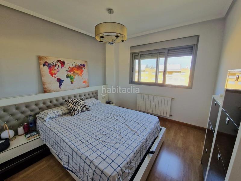 Foto b167e716-a17c-4a22-a785-efefc1f5851c. Dachwohnung mit heizung parking in Los Pinos - El Pilar Plasencia