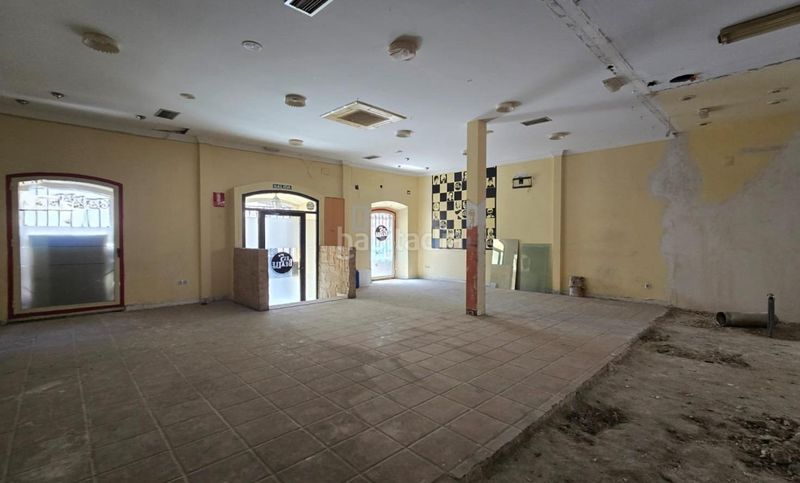 Foto d4f142c6-6837-4e49-bb60-7f317b10e658. Local comercial a Centro Ciudad Plasencia