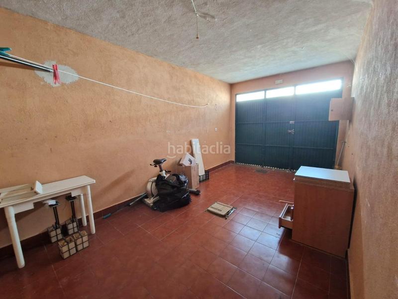 Foto 16f702e4-be32-4cd5-ae94-cff6316c5c64. Casa adosada  en venta amplia y luminosa, con garaje y patio privado en Moraleja