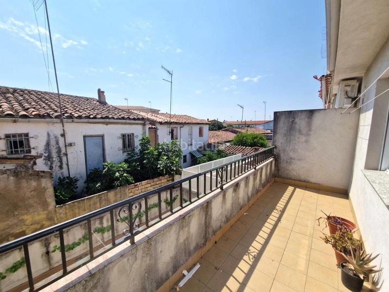 Foto 8fa31ee1-ad20-40ff-a5b3-102fb0b67486. Casa adosada  en venta amplia y luminosa, con garaje y patio privado en Moraleja