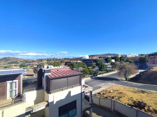 Reihenhaus in Los Pinos - El Pilar. Casa adosada en venta en plasencia  espaciosa, luminosa y con vi