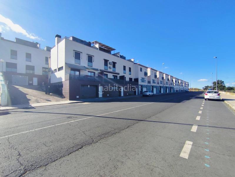 Foto 8d93b97e-5998-4761-b53e-9f2d58771a5b. Casa adossada amb calefacció aparcament a Los Pinos - El Pilar Plasencia