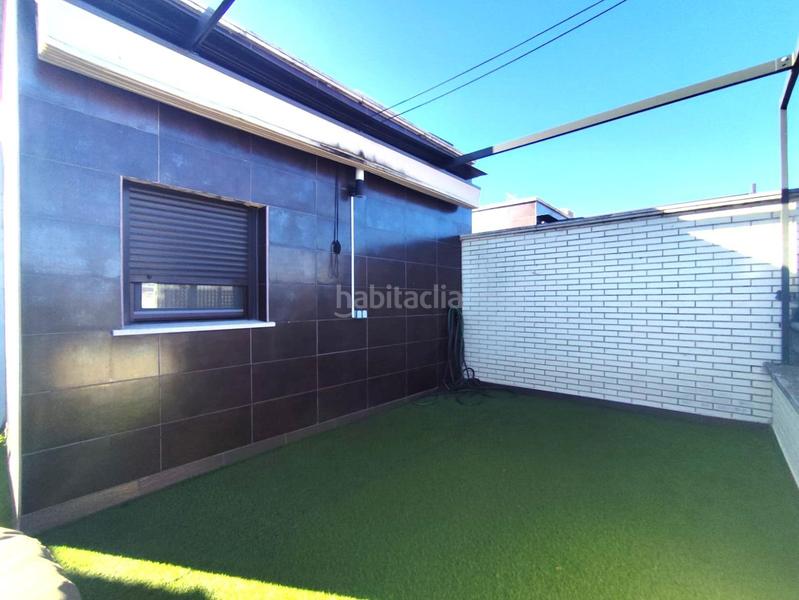 Foto ac58f6d1-f720-4fab-b06f-71310060734b. Casa adossada amb calefacció aparcament a Los Pinos - El Pilar Plasencia