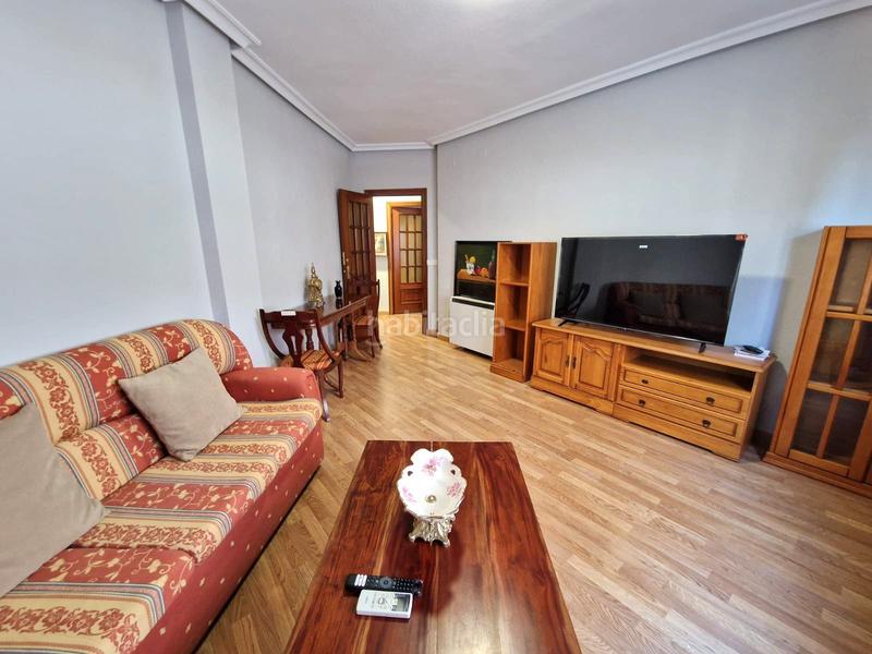Foto 46857142-6a3e-4a7a-94e4-c5512f216f30. Location appartement dans Centro Ciudad Plasencia