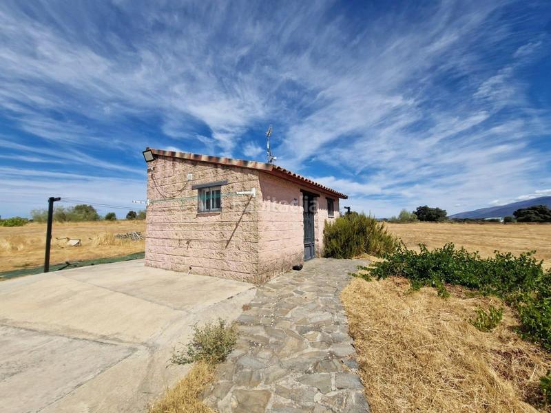 Foto 32c187ab-0834-4177-8dfb-cd553d03612d. Xalet amb calefacció piscina a Oliva de Plasencia