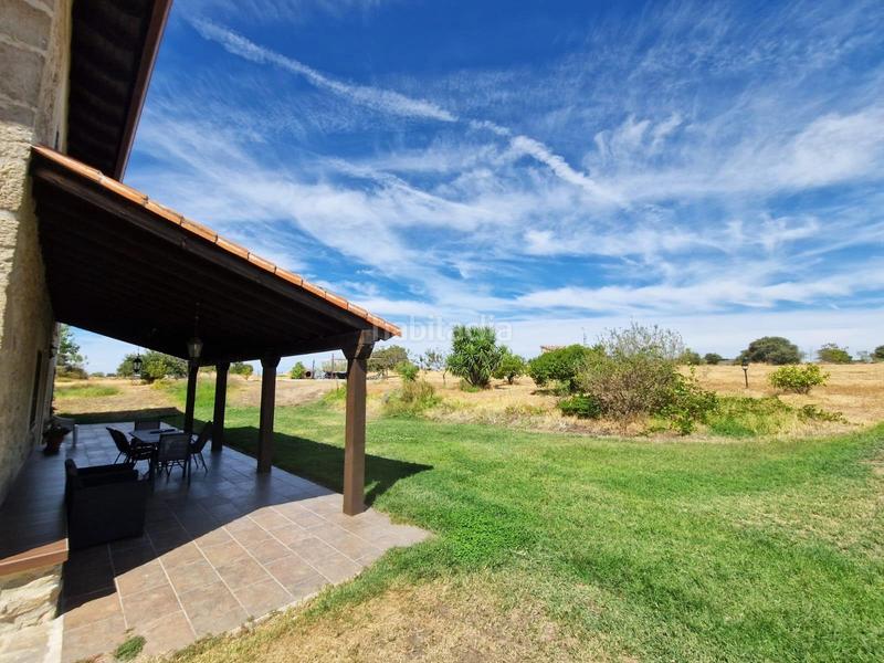 Foto 52ef2edc-6ae9-4ddf-be99-d11385b9664f. Xalet amb calefacció piscina a Oliva de Plasencia