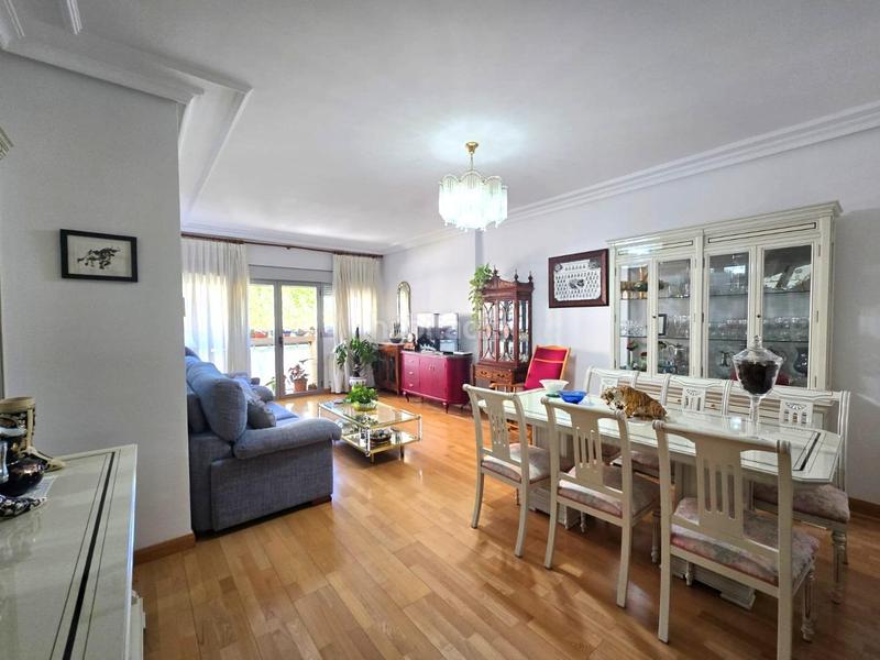 Foto 1df6c84d-ada3-4ebc-9fca-fba99283f973. Flat with heating parking in Miralvalle - Av. Virgen del Puerto - La Data Plasencia