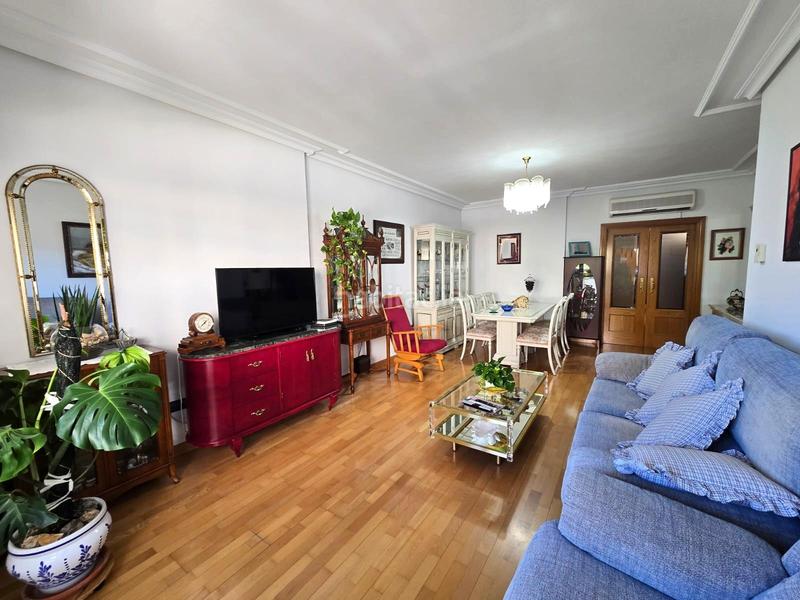 Foto 45afc7a5-7b6a-4d0c-a647-44551701d680. Flat with heating parking in Miralvalle - Av. Virgen del Puerto - La Data Plasencia