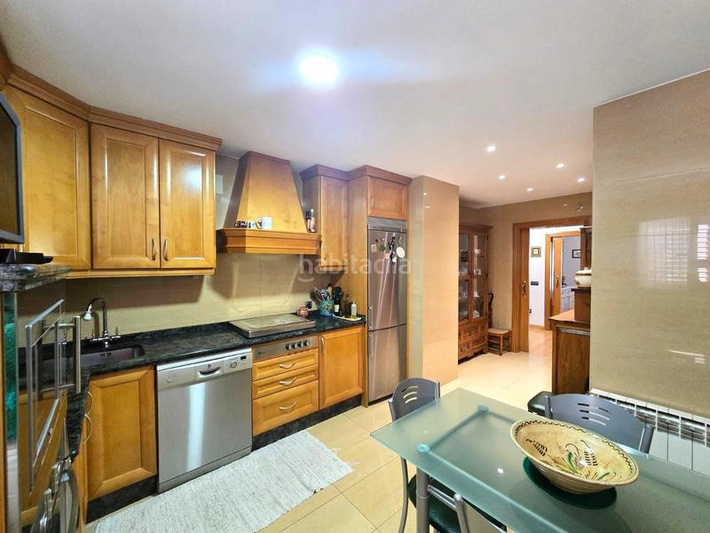 Foto f9051d76-402e-4eef-9a95-d2ac879620a2. Flat with heating parking in Miralvalle - Av. Virgen del Puerto - La Data Plasencia